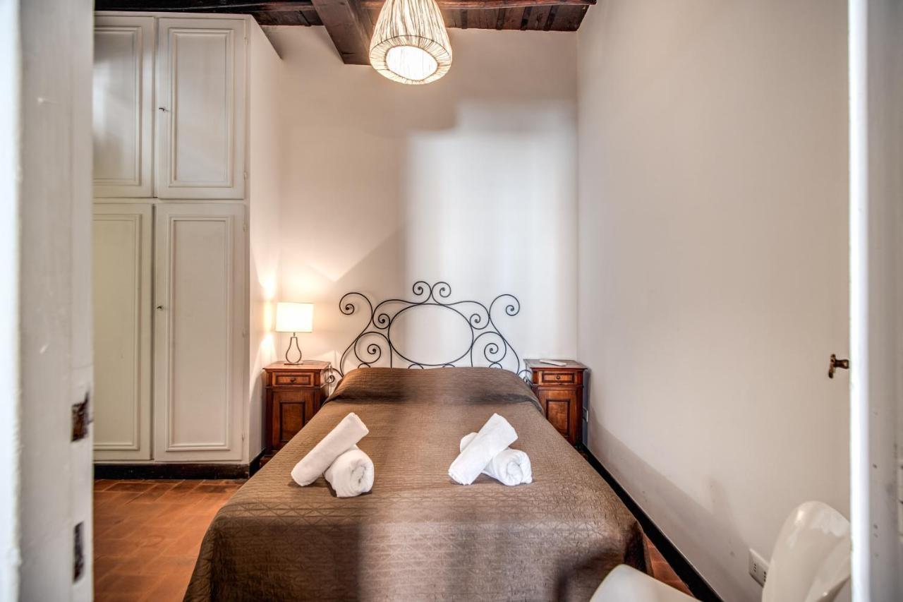 רומא Lovely Flat In The Heart Of Trastevere מראה חיצוני תמונה