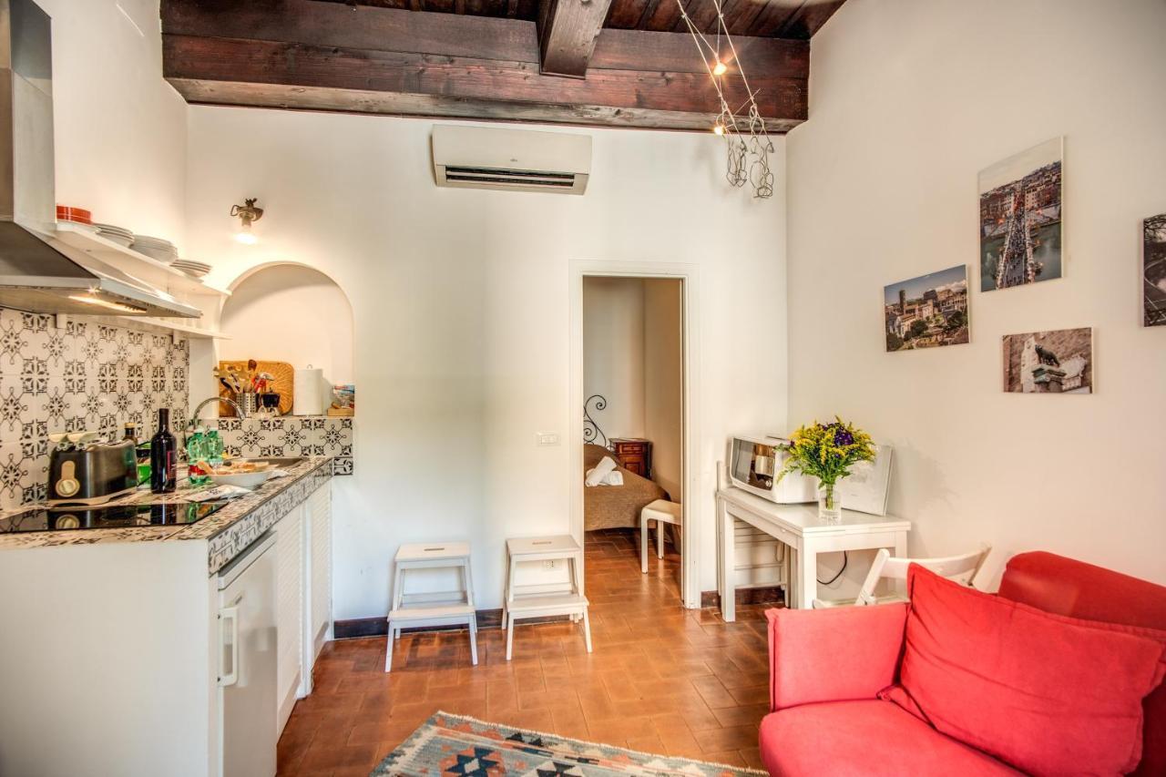 רומא Lovely Flat In The Heart Of Trastevere מראה חיצוני תמונה